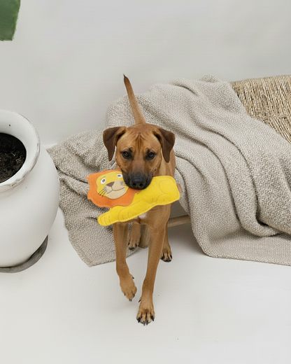 BUDDY. Hundespielzeug aus Leder "Löwe"