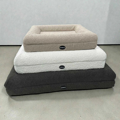 Hundebett Barklay Größe M mit Bouclébezug